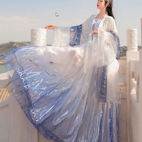 Carol Sequins Shimmering Gown Set - Picture 3 of 10